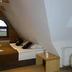 Gielatowka Bed & Breakfast 3*